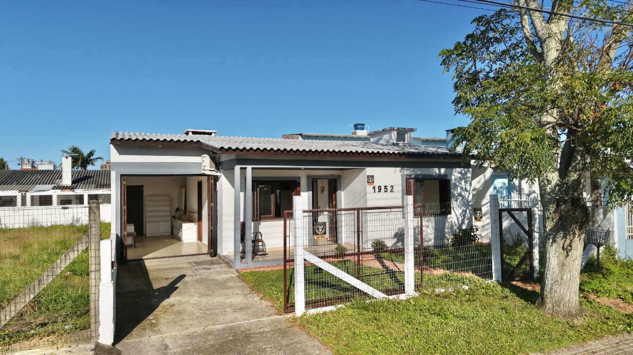 Casa 3 dormitórios para venda, Zona Nova em Capão da Canoa | Ref.: 2038