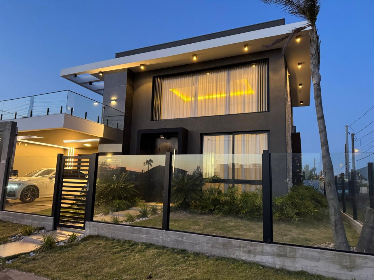 Casa 3 dormitórios para venda, Zona Nova em Capão da Canoa | Ref.: 2049